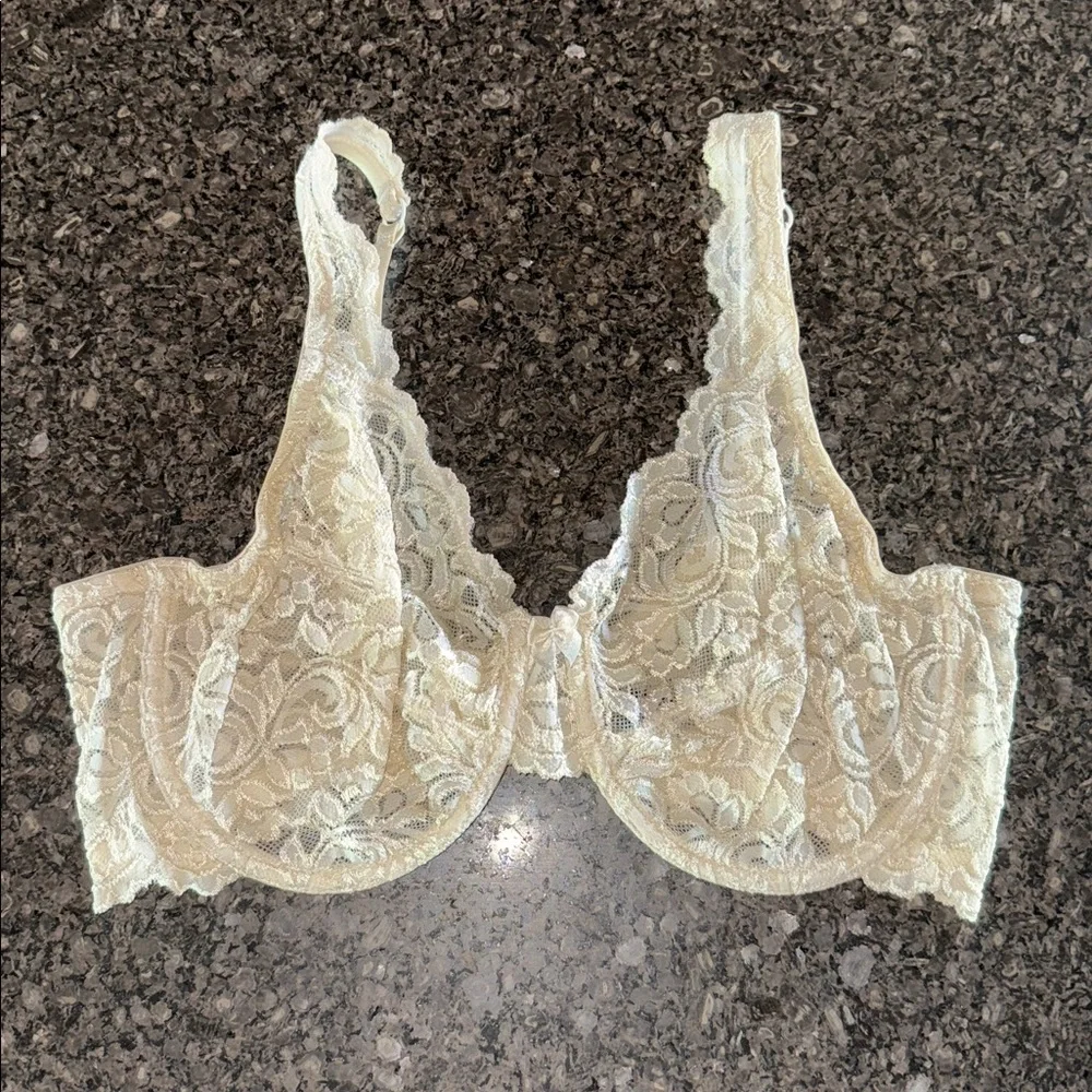 Smart & Sexy Ivory Lace Underwire Bra